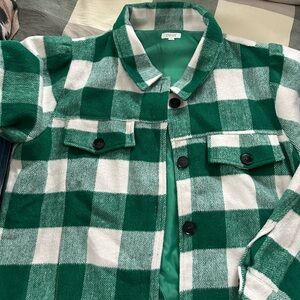 Women’s green plaid jacket